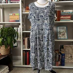Sleeveless popover dress